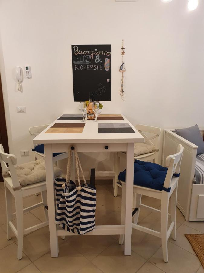 Bella Alba Apartment On The Beach Алба Адриатика Екстериор снимка