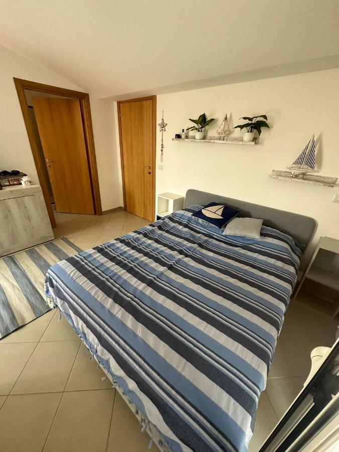 Bella Alba Apartment On The Beach Алба Адриатика Екстериор снимка