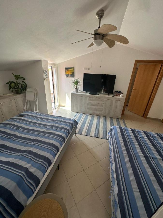 Bella Alba Apartment On The Beach Алба Адриатика Екстериор снимка